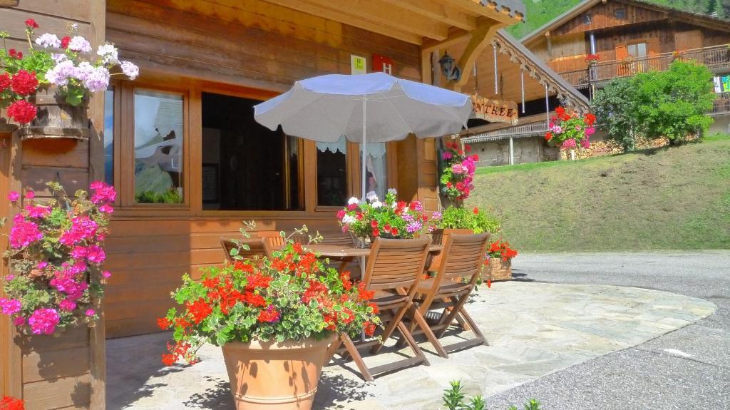 Hotel Le Ferraillon Abondance Exterior foto